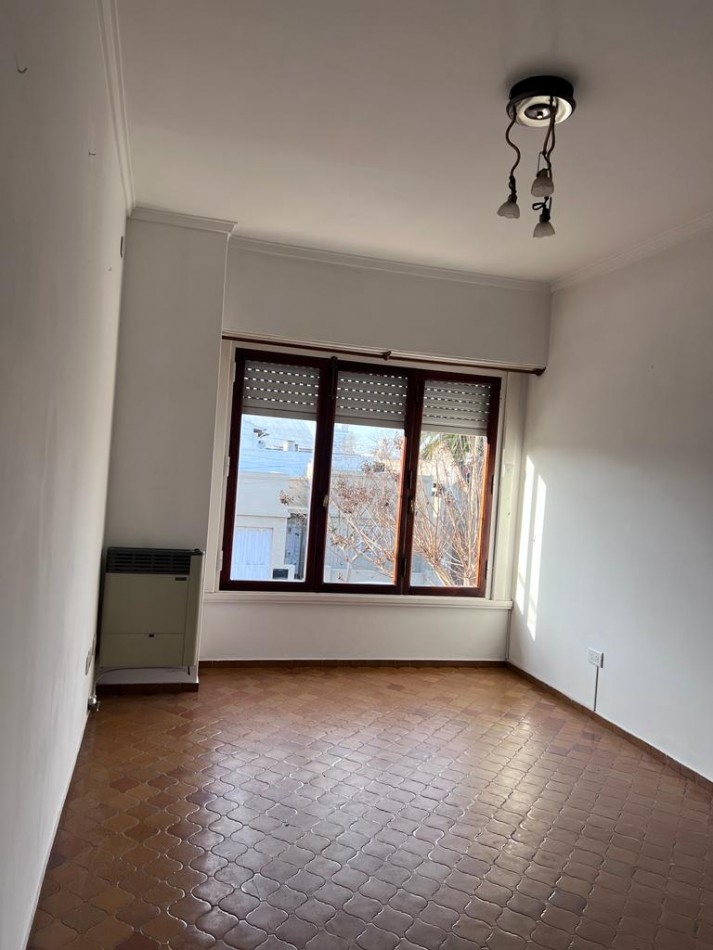 VENTA BARRIO SAN JOSE  MDP !!!!! PH, DPTO. EN P.A. DE DOS AMB. CON DOBLE ORIENTACION, PARQUE PROPIO,  GARAJE Y ESCRITORIO O SEGUNDO DORMITORIO