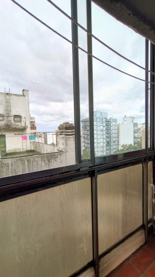 venta departamento 1 amb con balcon al contra frente abierto  zona plaza colon  