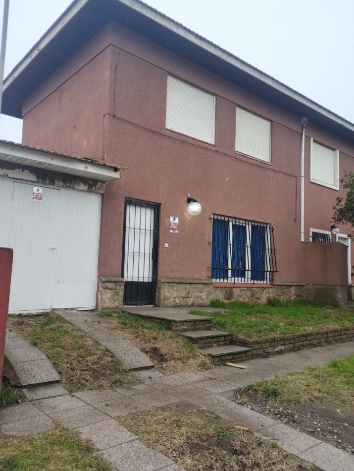 VENTA PH 3 AMBIENTES CON PATIO Y COCHERA ZONA ALFAR