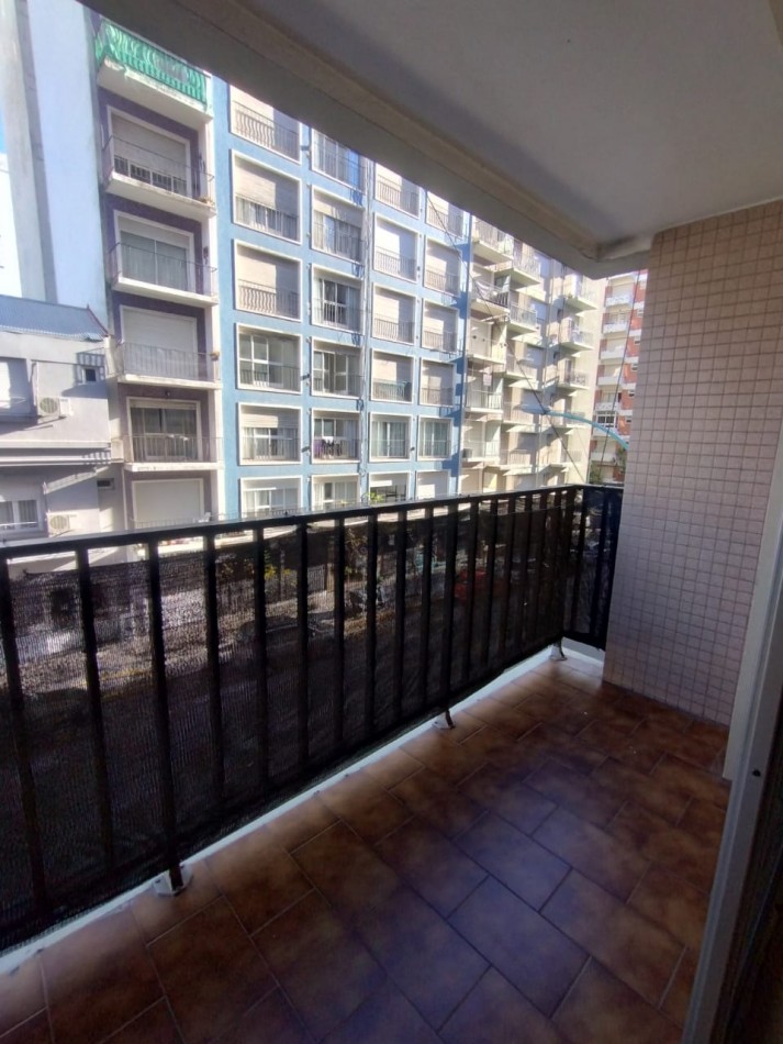 ALQUILER DPTO 1 AMB. ZOONA GUEMES, AL FRENTE, CON BALCON, EXCELENTE ESTADO