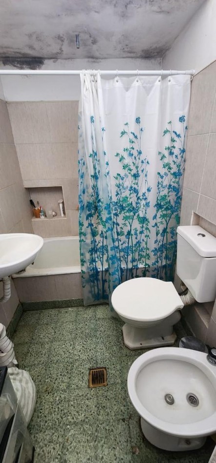 VENTA EN BLOCK, CHALET + PH ATRAS, A RECICLAR ABSOLUTAMENTE, O DEMOLICION APTO EDIFICIO