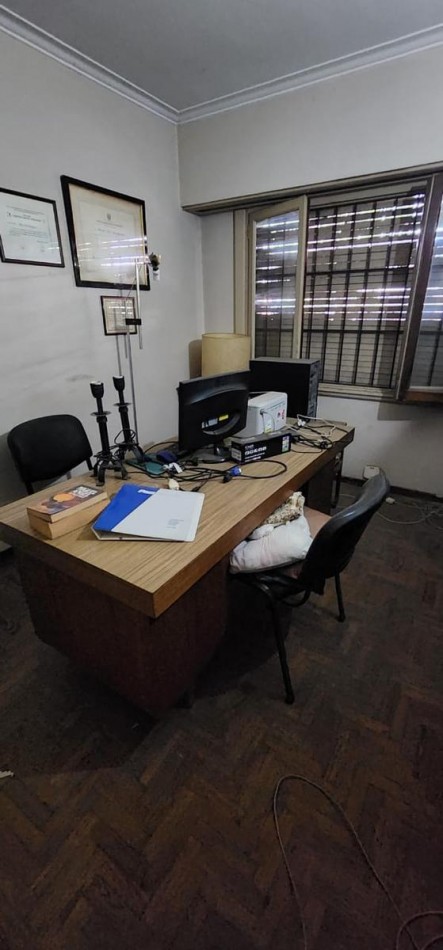 VENTA EN BLOCK, CHALET + PH ATRAS, A RECICLAR ABSOLUTAMENTE, O DEMOLICION APTO EDIFICIO