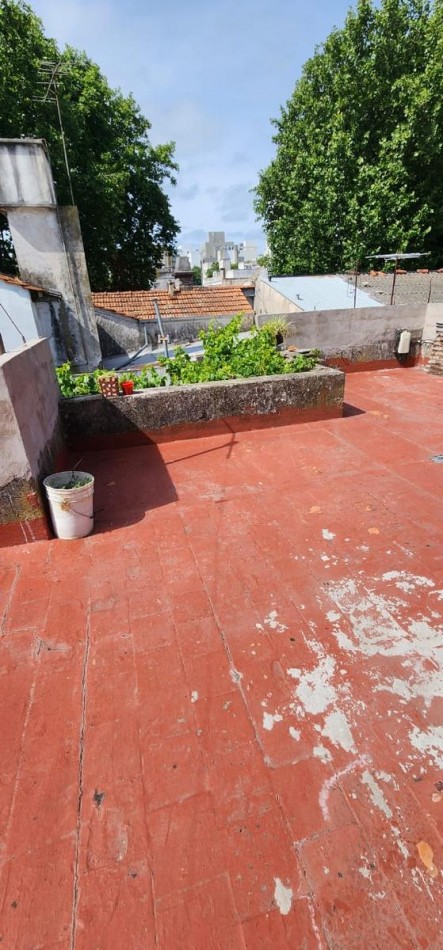 VENTA EN BLOCK, CHALET + PH ATRAS, A RECICLAR ABSOLUTAMENTE, O DEMOLICION APTO EDIFICIO