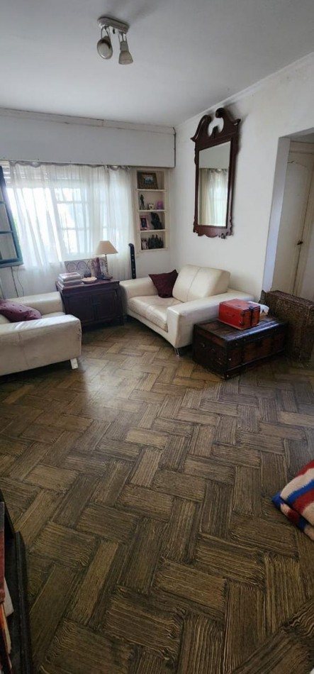 VENTA EN BLOCK, CHALET + PH ATRAS, A RECICLAR ABSOLUTAMENTE, O DEMOLICION APTO EDIFICIO