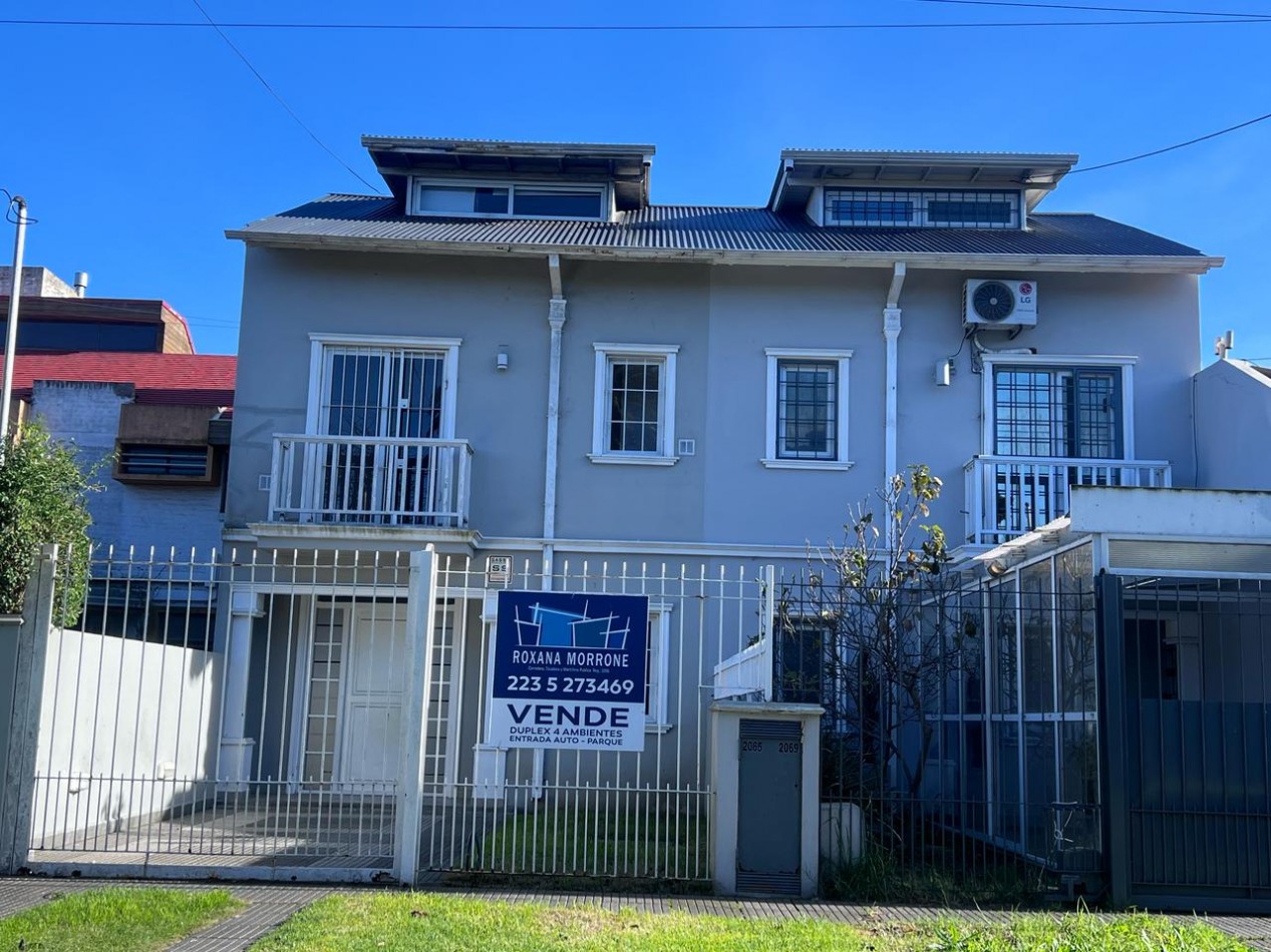 VENTA HERMOSO DUPLEX DE 4 AMBIENTES, ENTRADA D E AUTO Y PARQUE, ZONA CONSTITUCION