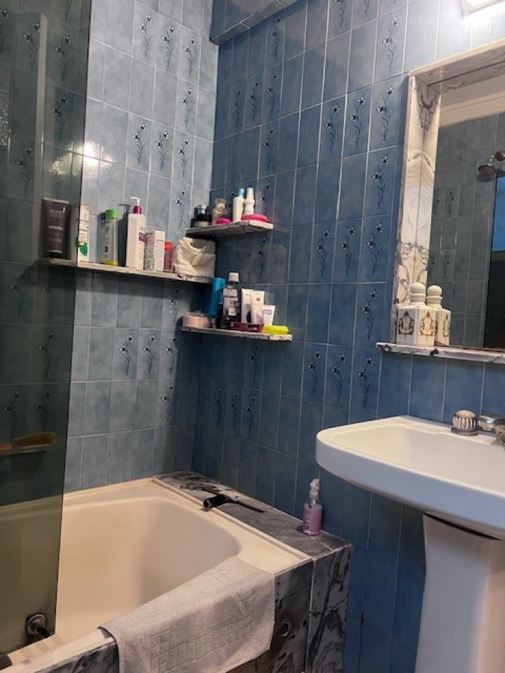 VENTA HERMOSO PISO 3 AMB. CON DEPENDENIAS, TERRAZA PROPIA Y COCHERA, LOMAS DE STELLA MARIS