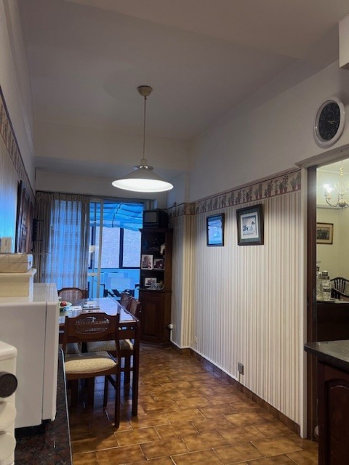VENTA HERMOSO PISO 3 AMB. CON DEPENDENIAS, TERRAZA PROPIA Y COCHERA, LOMAS DE STELLA MARIS