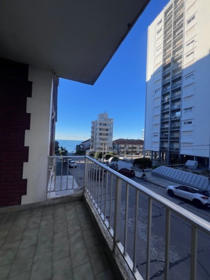 VENTA HERMOSO PISO 3 AMB. CON DEPENDENIAS, TERRAZA PROPIA Y COCHERA, LOMAS DE STELLA MARIS