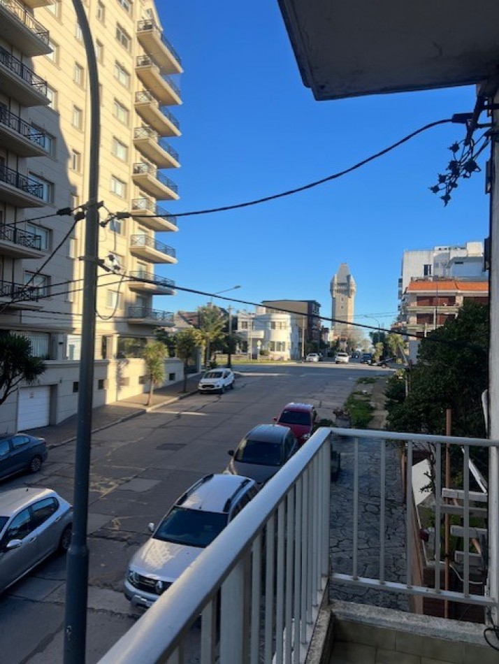 VENTA HERMOSO PISO 3 AMB. CON DEPENDENIAS, TERRAZA PROPIA Y COCHERA, LOMAS DE STELLA MARIS