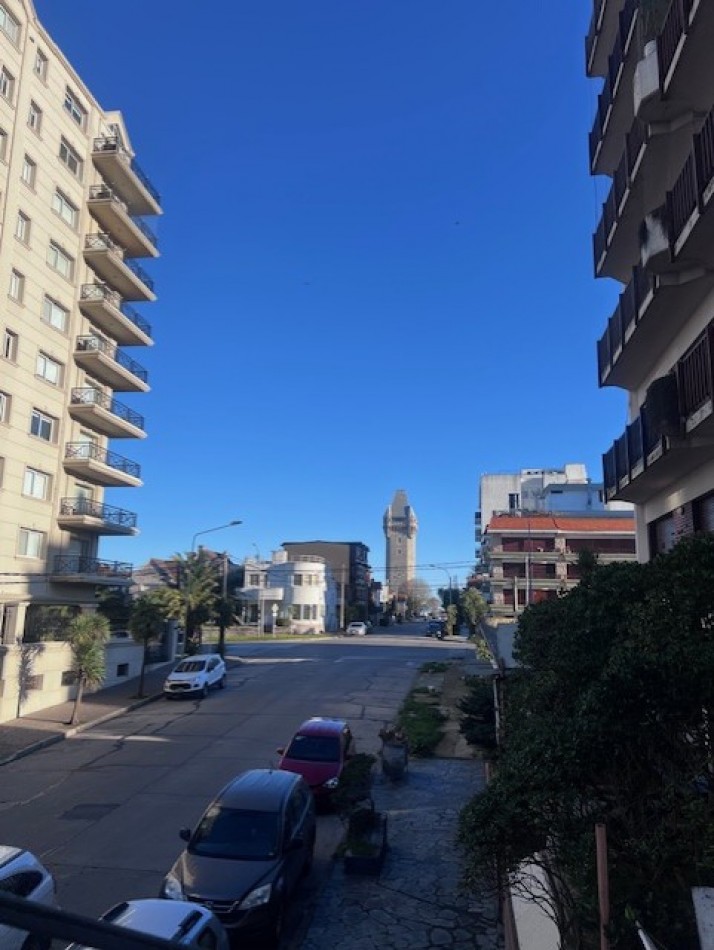 VENTA HERMOSO PISO 3 AMB. CON DEPENDENIAS, TERRAZA PROPIA Y COCHERA, LOMAS DE STELLA MARIS