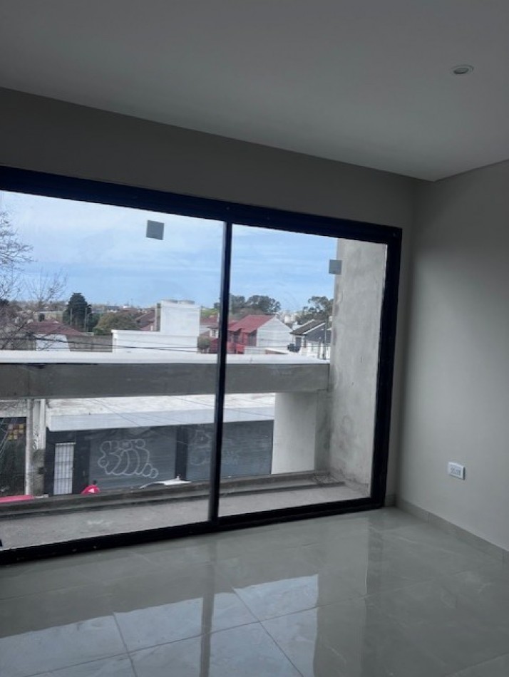 VENTA DEPARAMMENTO/PH EN P.A, 3 MB. EN DUPLEX CON PAQUE VILLA PRIMERA