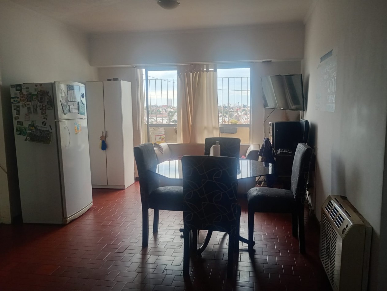 DEPARTAMENTO 4 AMBIENTES CON BALCON EN VENTA ZONA PUERTO