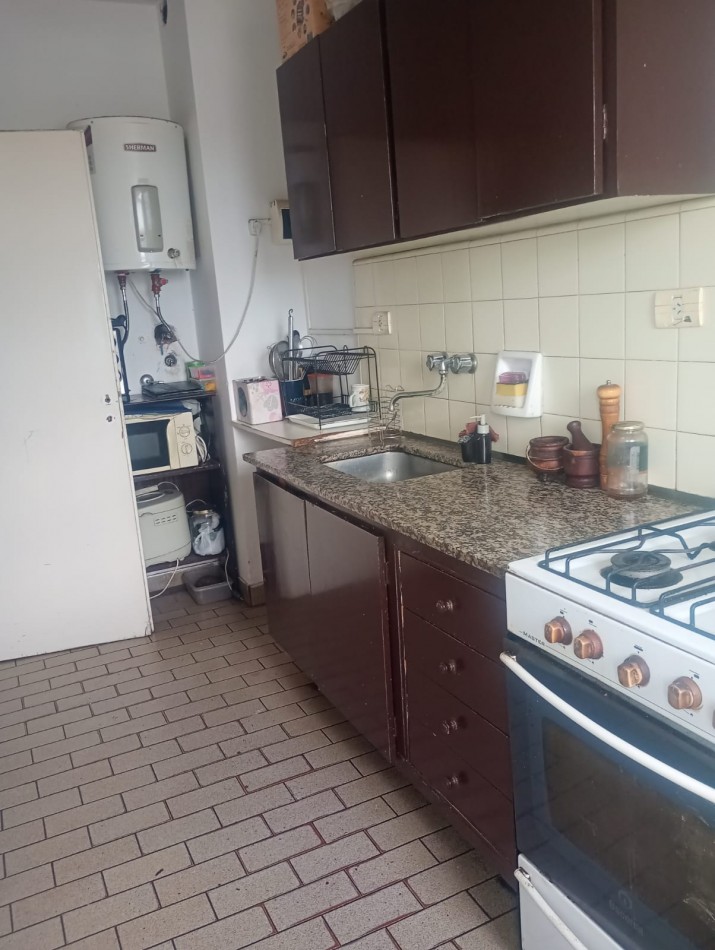 DEPARTAMENTO 4 AMBIENTES CON BALCON EN VENTA ZONA PUERTO