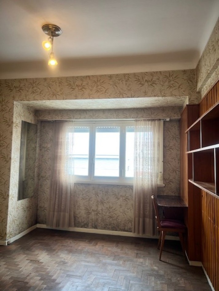 VENTA MAR DEL PLATA, APTO CREDITO !!! BARRIO SAN JOSE, PH, PLANTA ALTA CON BALCON, 3 COMODOS AMBIENTES  CON COCINA COMEDOR  Y PATIO, 