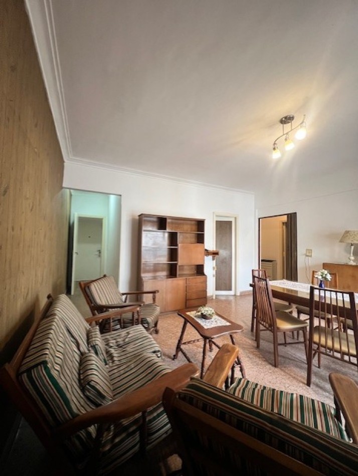 VENTA MAR DEL PLATA, APTO CREDITO !!! BARRIO SAN JOSE, PH, PLANTA ALTA CON BALCON, 3 COMODOS AMBIENTES  CON COCINA COMEDOR  Y PATIO, 