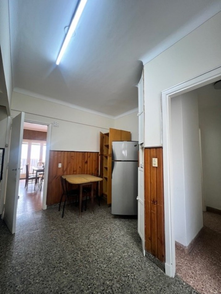 VENTA MAR DEL PLATA, APTO CREDITO !!! BARRIO SAN JOSE, PH, PLANTA ALTA CON BALCON, 3 COMODOS AMBIENTES  CON COCINA COMEDOR  Y PATIO, 