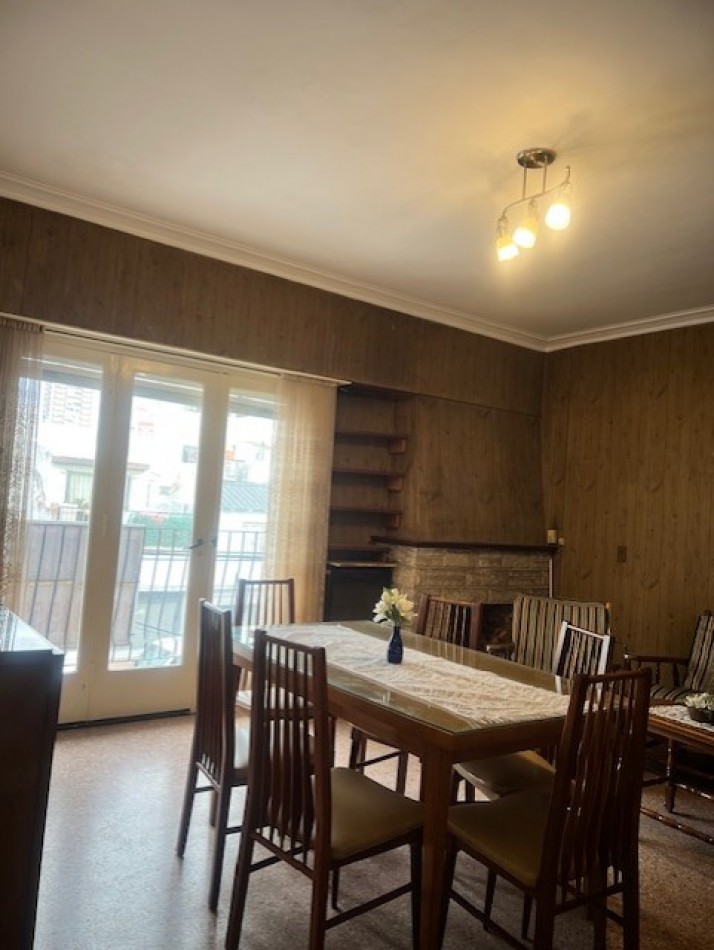 VENTA MAR DEL PLATA, APTO CREDITO !!! BARRIO SAN JOSE, PH, PLANTA ALTA CON BALCON, 3 COMODOS AMBIENTES  CON COCINA COMEDOR  Y PATIO, 