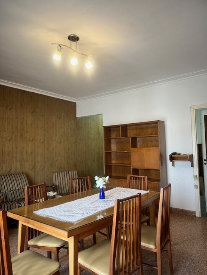 VENTA MAR DEL PLATA, APTO CREDITO !!! BARRIO SAN JOSE, PH, PLANTA ALTA CON BALCON, 3 COMODOS AMBIENTES  CON COCINA COMEDOR  Y PATIO, 
