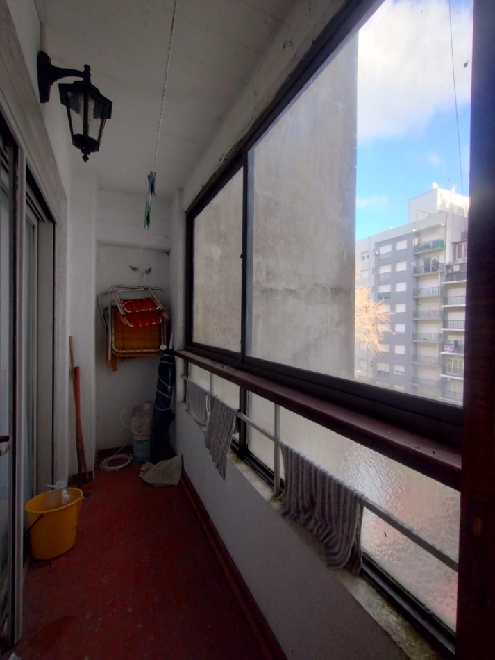 Alquiler 24 meses departamento dos ambientes con cochera amueblado zona Guemes 