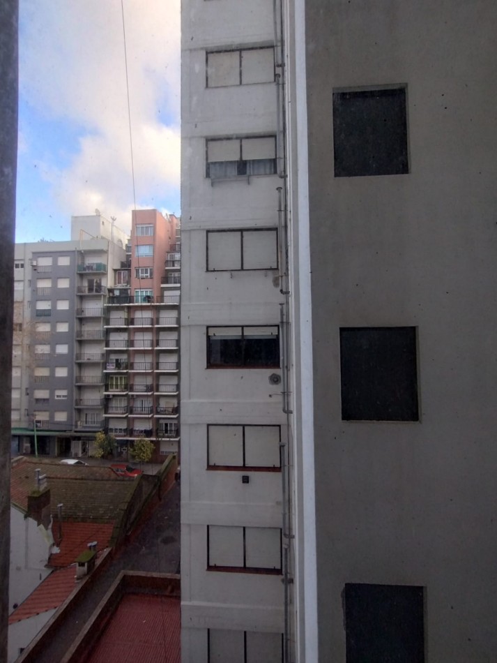 Alquiler 24 meses departamento dos ambientes con cochera amueblado zona Guemes 