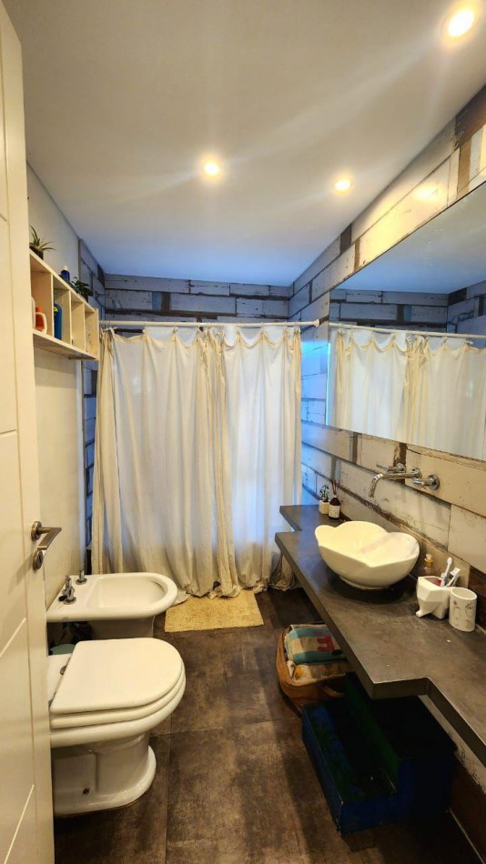 venta RUMENCO corte  moderno,  excelente diseño,  gusto y confort, parque, piscina climatizada, galeria cubierta, bauleras de guardado, entrada para varios autos, optima eleccion !!!!