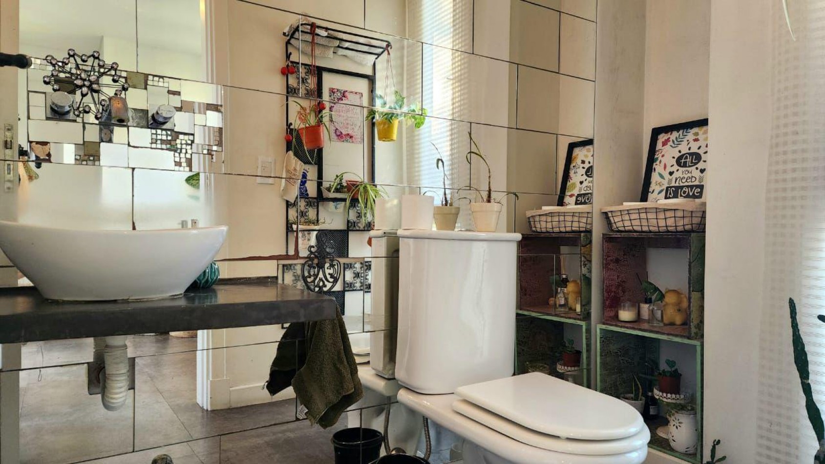 venta RUMENCO corte  moderno,  excelente diseño,  gusto y confort, parque, piscina climatizada, galeria cubierta, bauleras de guardado, entrada para varios autos, optima eleccion !!!!