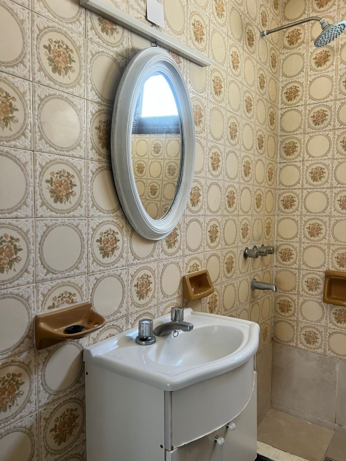 PH 3 AMB. CON ESCRITORIO EN VENTA A METROS DEL MAR, EN EL  PRIVILEGIADO BARRIO SAN CARLOS