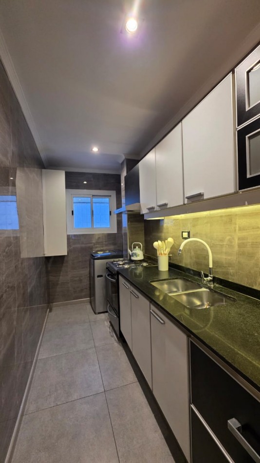 VENTA 3 AMB A LA CALLE EN PLAZA MITRE CON COCHERA