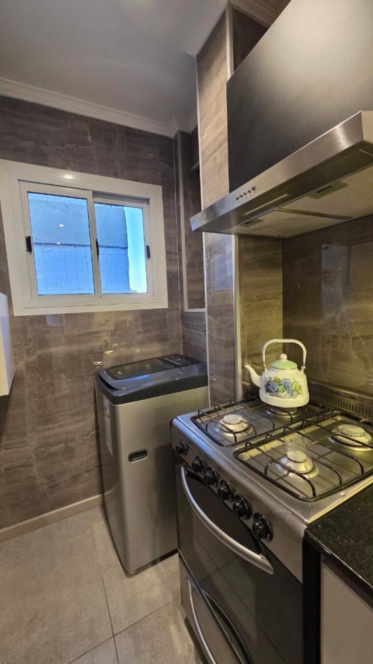 VENTA 3 AMB A LA CALLE EN PLAZA MITRE CON COCHERA