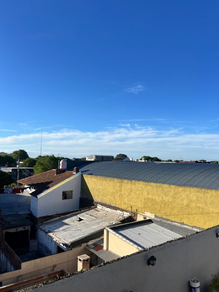 ALQUILER PH DE 3 AMB. EN SEGUNDO PISO POR ESCALERA, BARRIO BDO. RIVADAVIA