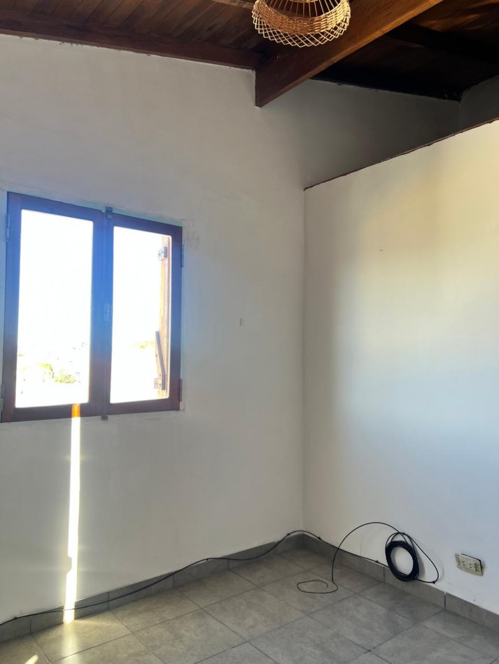 ALQUILER PH DE 3 AMB. EN SEGUNDO PISO POR ESCALERA, BARRIO BDO. RIVADAVIA