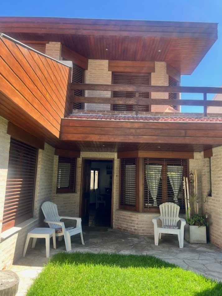 VENTA PLAYA GHRANDE ¡¡¡ MEJOR ZONA DE MDP SE  ENCUENTRA ESTE  CHALET  CON PARQUE ¡¡¡ DETALLES EN DESCRIPCION