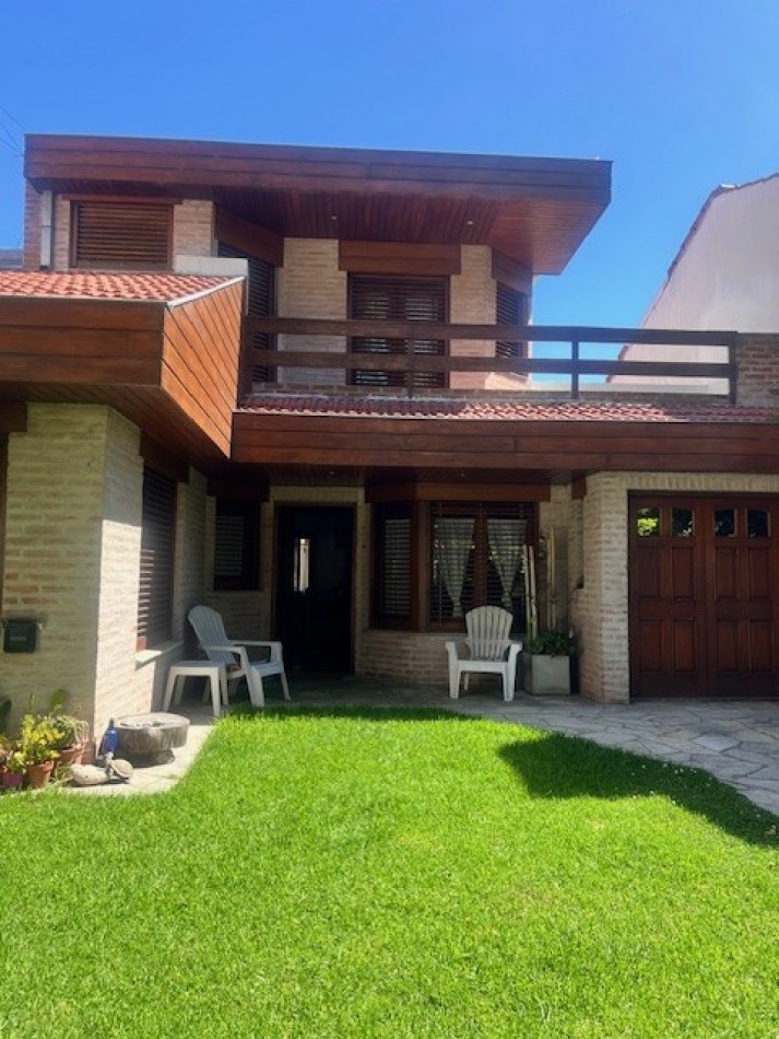 VENTA PLAYA GHRANDE ¡¡¡ MEJOR ZONA DE MDP SE  ENCUENTRA ESTE  CHALET  CON PARQUE ¡¡¡ DETALLES EN DESCRIPCION