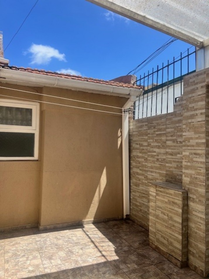 ALQUILER  PH 24 M. BARRIO CHAUVIN  MDP, DOS AMB CON DEPENDENCIAS. IM-PE-CA-BLE 