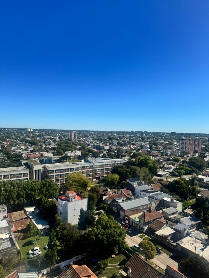 MAR DEL PLATA, ALQUILER ANUAL, HERMOSO 3 AMB. CON ESP. PARA AUTO