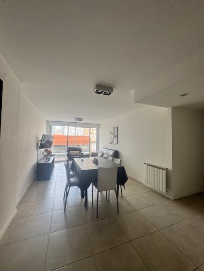 DEPARTAMENTO 3 AMBIENTES EN VENTA  EN  PLAYA  CHICA, MODERNO Y CON VISTA AL  MAR