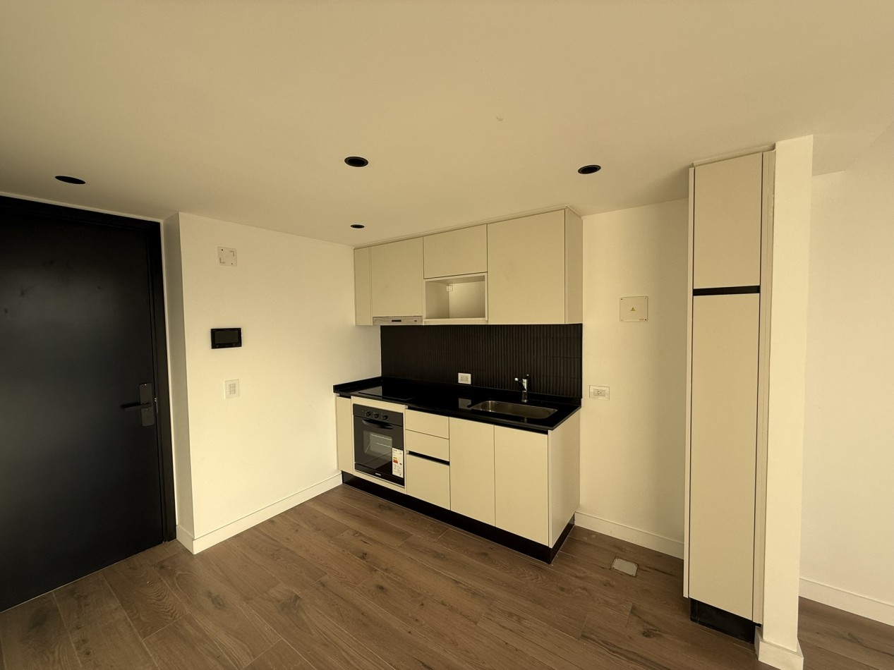 VENTA DOS AMBIENTES A ESTRENAR CHAUVIN 