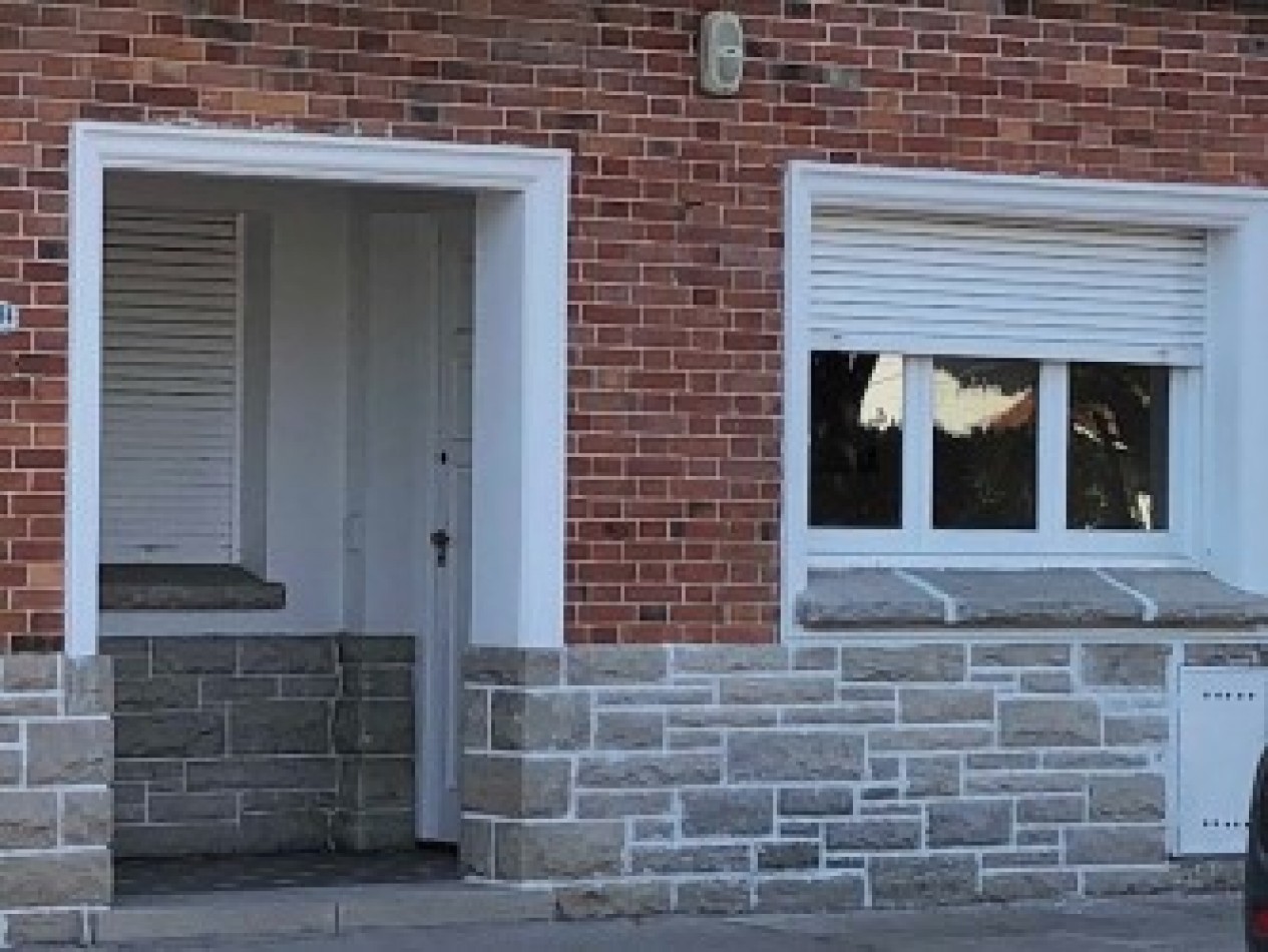 ZONA CHAUVIN ALQUILER PORFESIONAL O  COMERCIAL !!!! PH DE 3 AMB. AL FRENTE