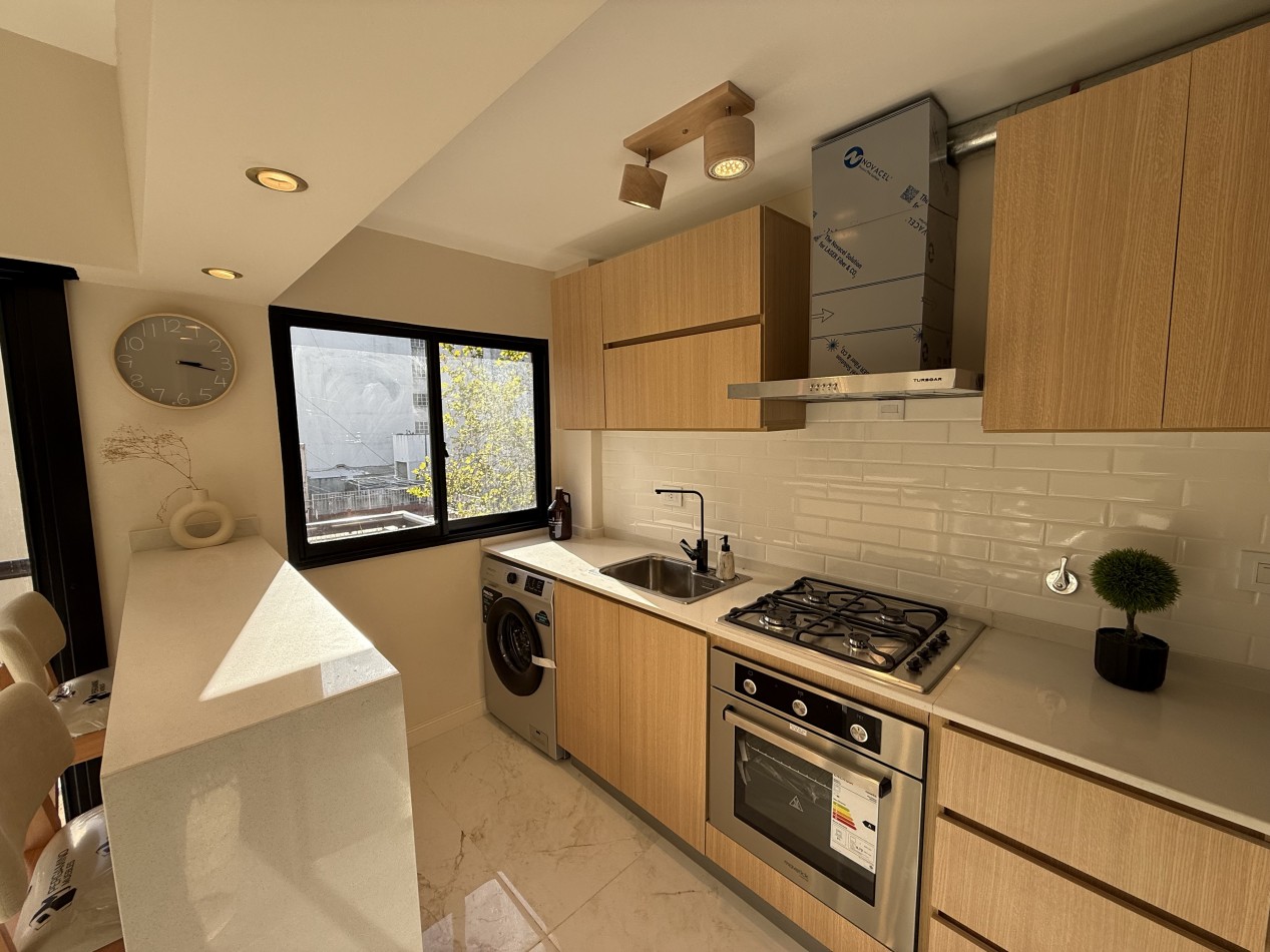 2 ambientes en venta zona Aldrey