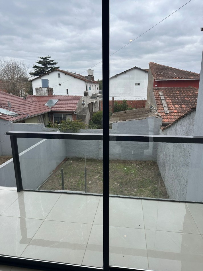 VENTA DEPARTAMENTO/PH  EN P.A, 3 MB. EN DUPLEX CON PAQUE, VILLA PRIMERA