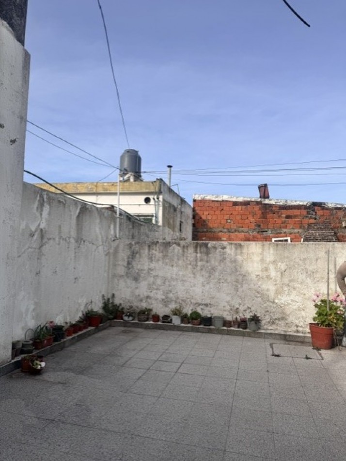CHALET EN VENTA, ZONA VILLA LOURDES, chalet 3 amb. parque y dpto a reciclar 