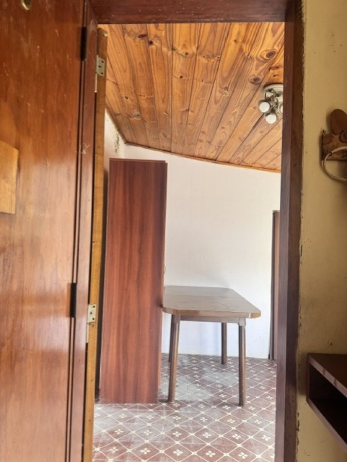 CHALET EN VENTA, ZONA VILLA LOURDES, chalet 3 amb. parque y dpto a reciclar 