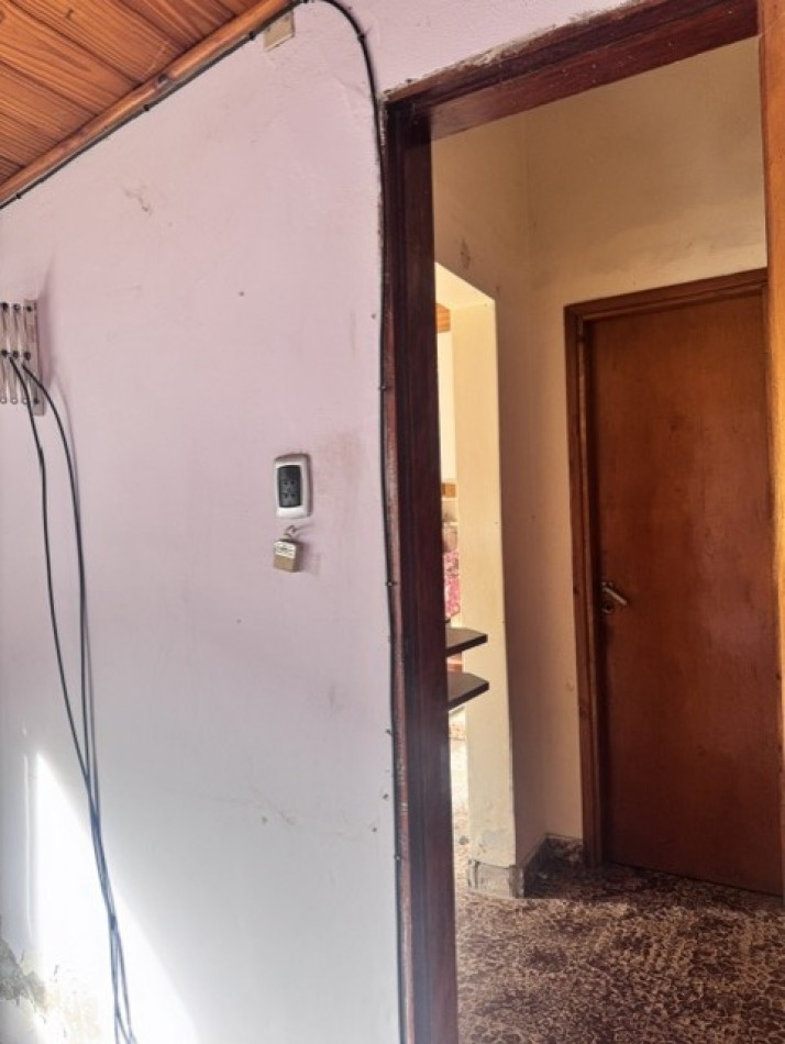 CHALET EN VENTA, ZONA VILLA LOURDES, chalet 3 amb. parque y dpto a reciclar 