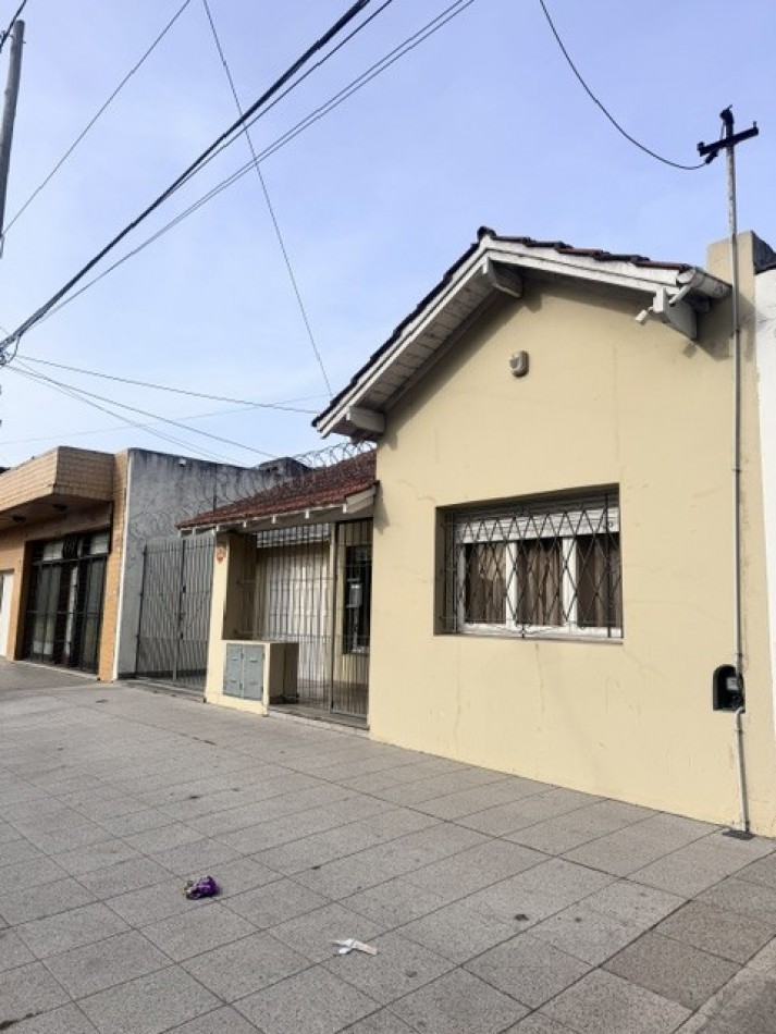 CHALET EN VENTA, ZONA VILLA LOURDES, chalet 3 amb. parque y dpto a reciclar 