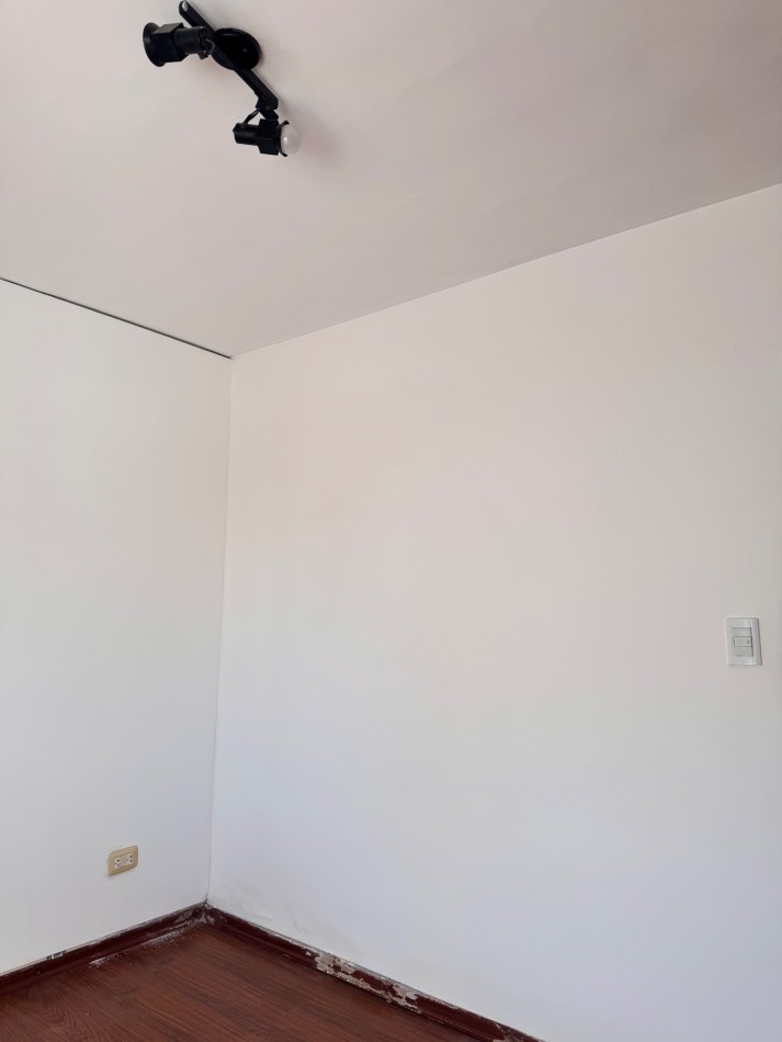 departamento en venta, zona punta mogotes !!! 3 amb. estado original bueno !!! 1° piso x escalera