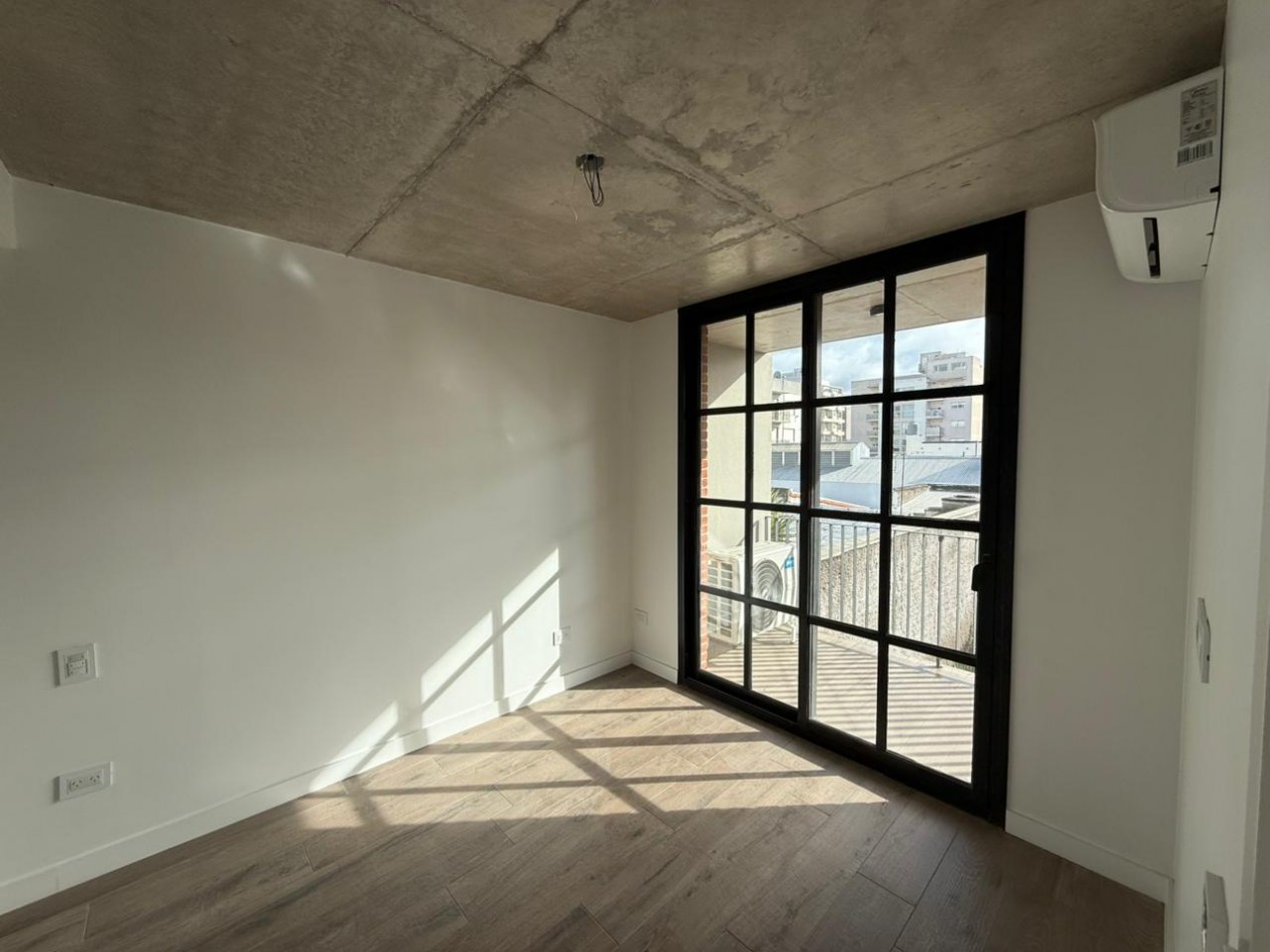 VENTA DOS AMBIENTES A ESTRENAR CHAUVIN !!! EXCELENTE EDIFICIO, SOLO PARA DISFRUTAR !!!