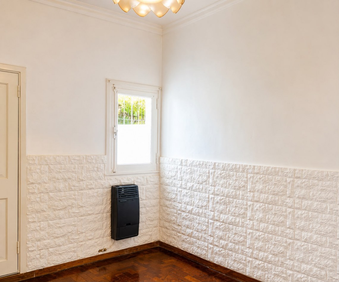 PH EN VENTA ZONA CHAUVIN | OPORTUNIDAD | IDEAL INVERSOR A RECICLAR!