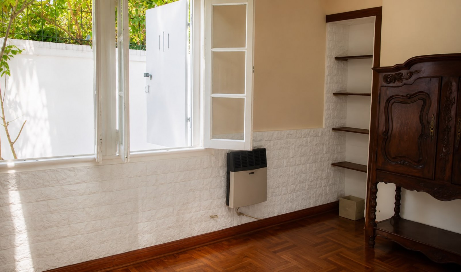 PH EN VENTA ZONA CHAUVIN | OPORTUNIDAD | IDEAL INVERSOR A RECICLAR!
