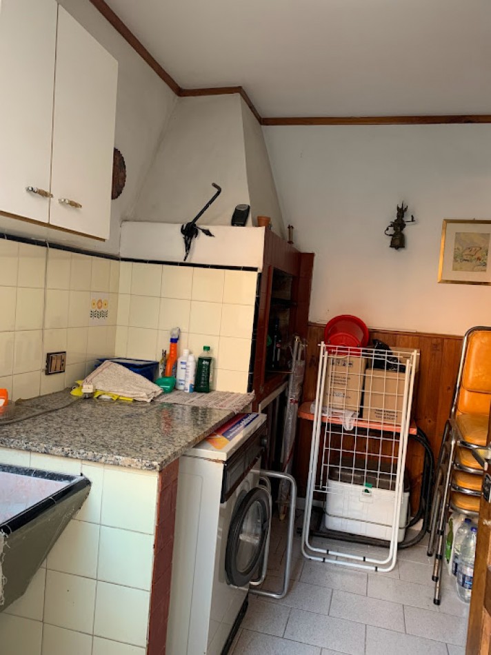 CHALET 4 AMB EN VENTA | PARQUE LURO | ESTADO ORIGINAL IMPECABLE