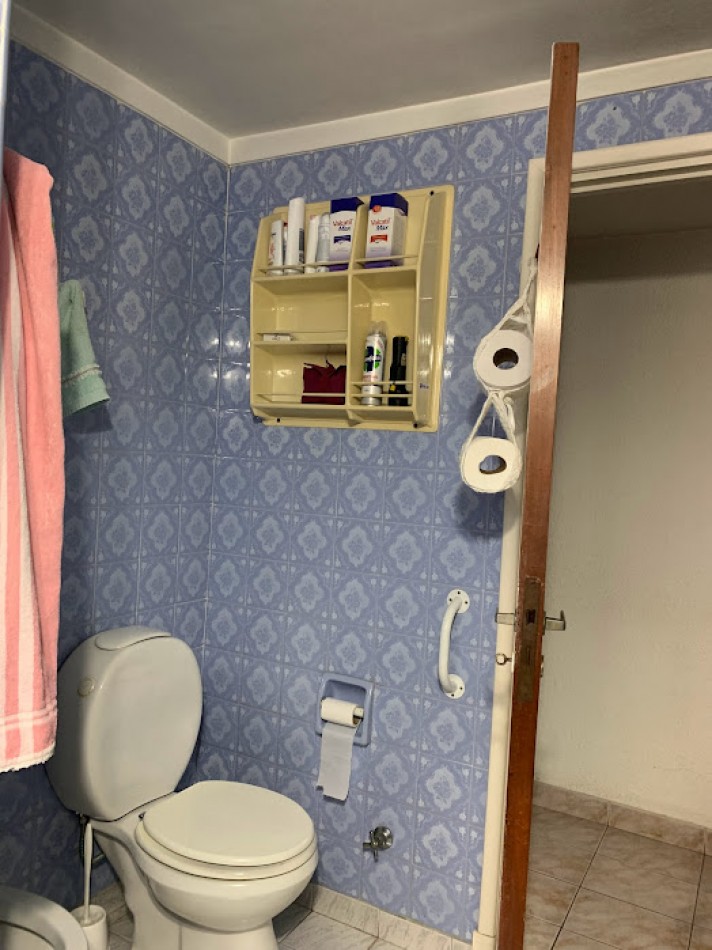 CHALET 4 AMB EN VENTA | PARQUE LURO | ESTADO ORIGINAL IMPECABLE